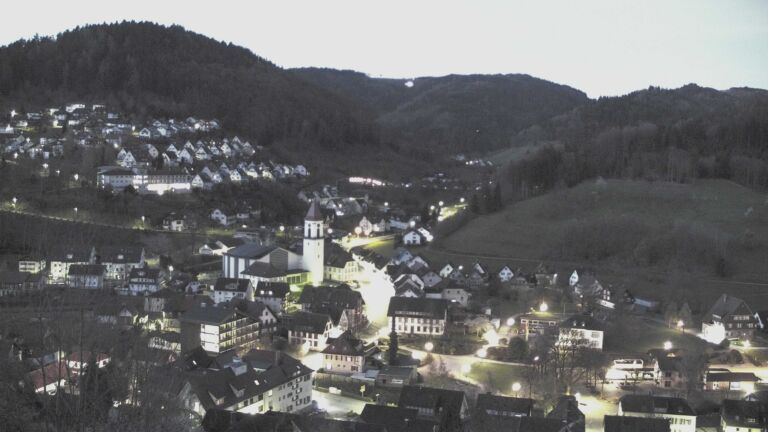 Dieses Bild zeigt eine Webcam-Aufnahme von Ottenhöfen, aufgenommen am Dienstag, den 07.04.2026 um 06:10 Uhr