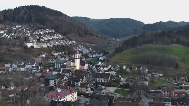 Dieses Bild zeigt eine Webcam-Aufnahme von Ottenhöfen, aufgenommen am Montag, den 23.03.2026 um 18:50 Uhr