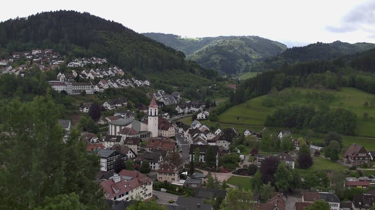 Dieses Bild zeigt eine Webcam-Aufnahme von Ottenhöfen, aufgenommen am Samstag, den 16.05.2026 um 12:20 Uhr