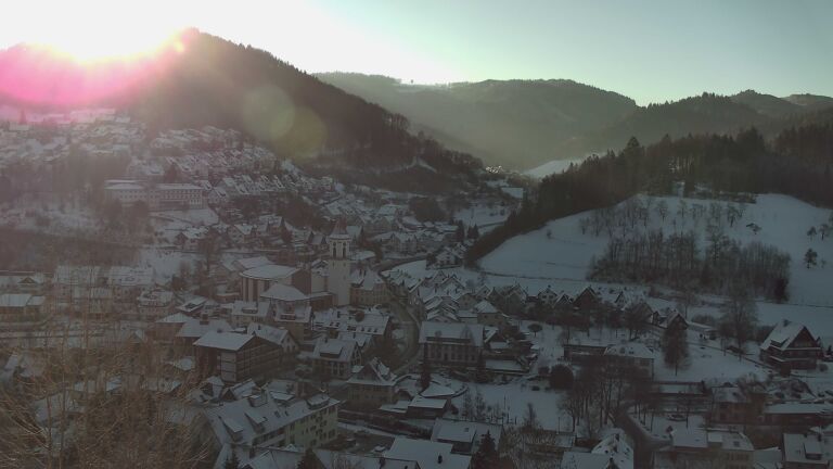 Dieses Bild zeigt eine Webcam-Aufnahme von Ottenhöfen, aufgenommen am Mittwoch, den 07.01.2026 um 09:50 Uhr