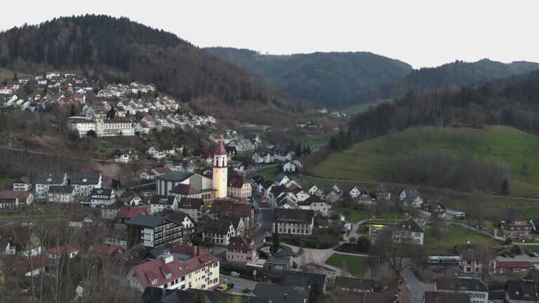 Dieses Bild zeigt eine Webcam-Aufnahme von Ottenhöfen, aufgenommen am Donnerstag, den 19.03.2026 um 18:50 Uhr