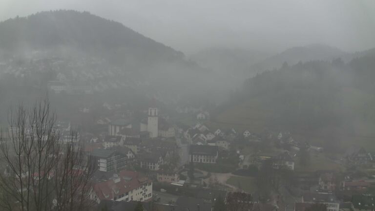 Dieses Bild zeigt eine Webcam-Aufnahme von Ottenhöfen, aufgenommen am Montag, den 26.01.2026 um 09:30 Uhr