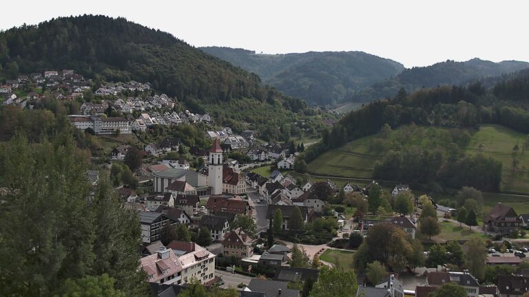 Dieses Bild zeigt eine Webcam-Aufnahme von Ottenhöfen, aufgenommen am Mittwoch, den 07.10.2026 um 14:10 Uhr