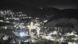 Dieses Bild zeigt eine Webcam-Aufnahme von Ottenhöfen, aufgenommen am Donnerstag, den 08.01.2026 um 18:20 Uhr