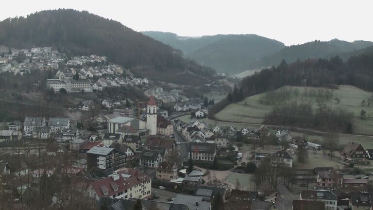 Dieses Bild zeigt eine Webcam-Aufnahme von Ottenhöfen, aufgenommen am Freitag, den 26.12.2025 um 08:20 Uhr