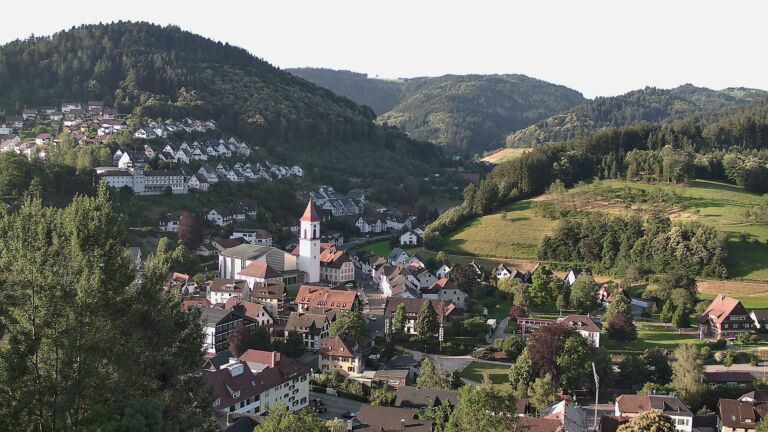 Dieses Bild zeigt eine Webcam-Aufnahme von Ottenhöfen, aufgenommen am Mittwoch, den 24.06.2026 um 07:00 Uhr