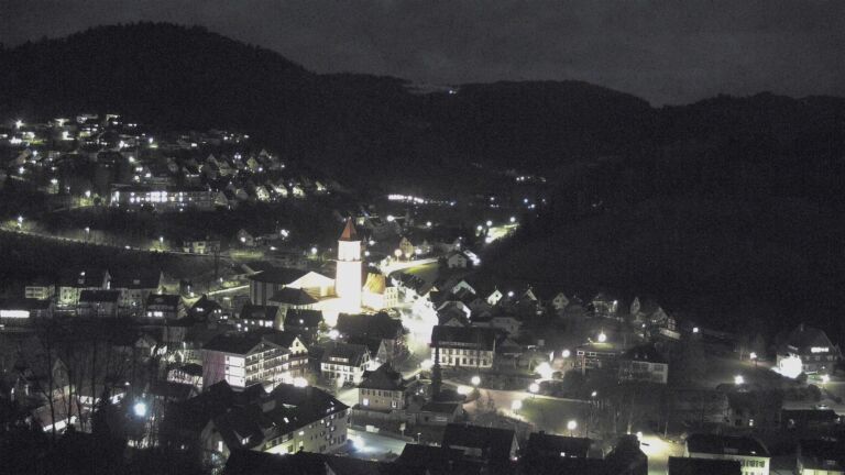 Dieses Bild zeigt eine Webcam-Aufnahme von Ottenhöfen, aufgenommen am Donnerstag, den 26.03.2026 um 20:20 Uhr