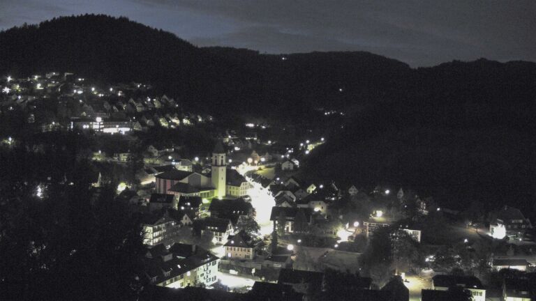 Dieses Bild zeigt eine Webcam-Aufnahme von Ottenhöfen, aufgenommen am Freitag, den 16.10.2026 um 06:50 Uhr