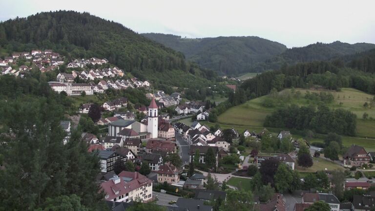 Dieses Bild zeigt eine Webcam-Aufnahme von Ottenhöfen, aufgenommen am Dienstag, den 26.05.2026 um 21:30 Uhr