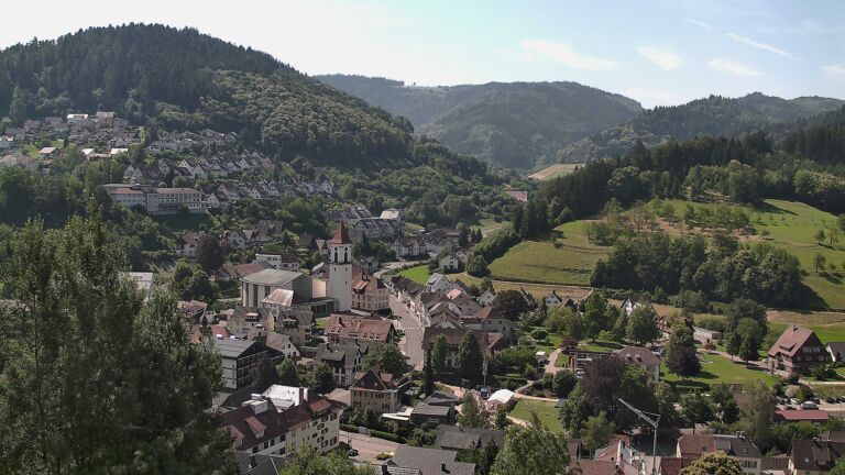 Dieses Bild zeigt eine Webcam-Aufnahme von Ottenhöfen, aufgenommen am Montag, den 22.06.2026 um 11:00 Uhr