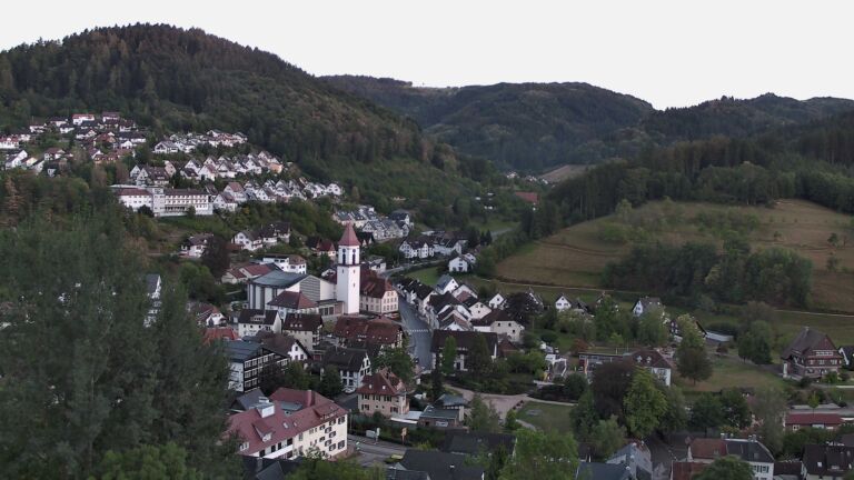 Dieses Bild zeigt eine Webcam-Aufnahme von Ottenhöfen, aufgenommen am Montag, den 31.08.2026 um 20:00 Uhr