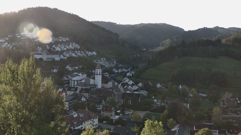 Dieses Bild zeigt eine Webcam-Aufnahme von Ottenhöfen, aufgenommen am Donnerstag, den 22.10.2026 um 09:10 Uhr