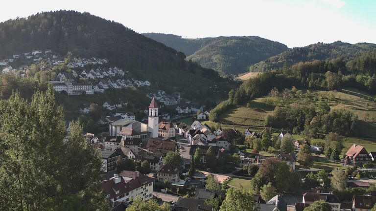 Dieses Bild zeigt eine Webcam-Aufnahme von Ottenhöfen, aufgenommen am Donnerstag, den 10.09.2026 um 09:00 Uhr