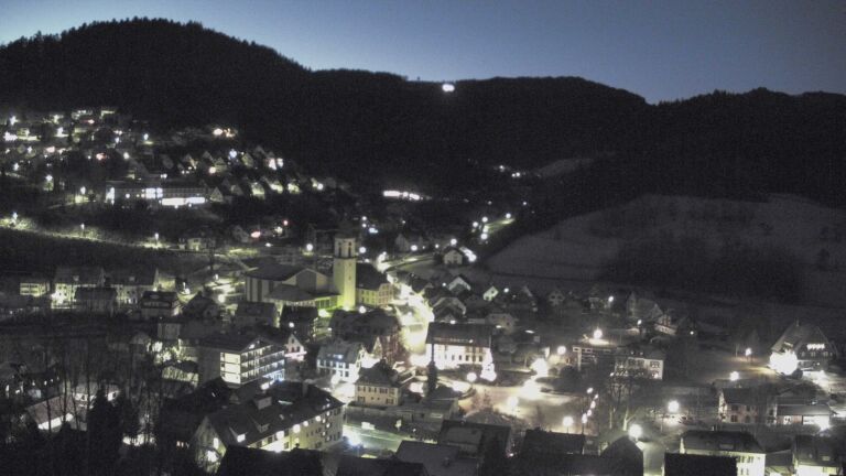 Dieses Bild zeigt eine Webcam-Aufnahme von Ottenhöfen, aufgenommen am Mittwoch, den 31.12.2025 um 07:10 Uhr