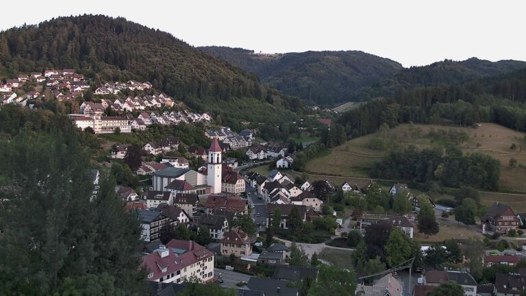 Dieses Bild zeigt eine Webcam-Aufnahme von Ottenhöfen, aufgenommen am Donnerstag, den 23.07.2026 um 20:50 Uhr