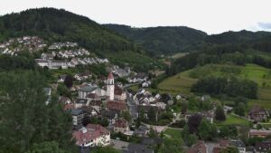 Dieses Bild zeigt eine Webcam-Aufnahme von Ottenhöfen, aufgenommen am Dienstag, den 09.06.2026 um 19:30 Uhr