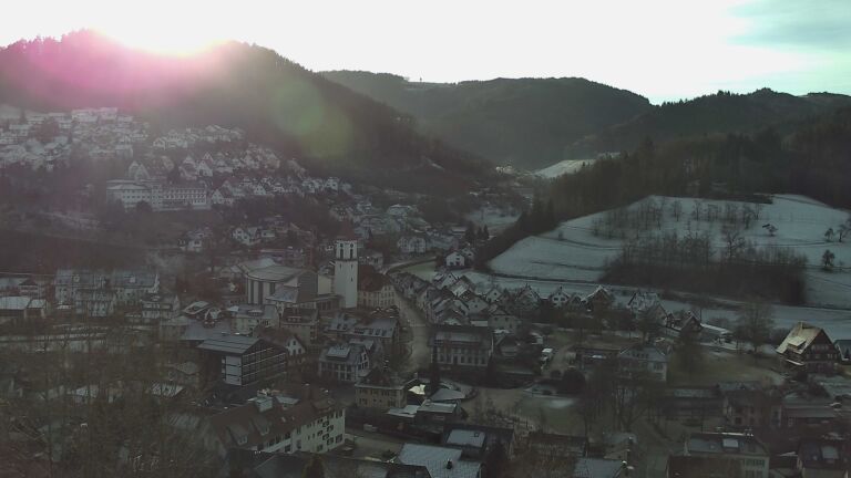 Dieses Bild zeigt eine Webcam-Aufnahme von Ottenhöfen, aufgenommen am Donnerstag, den 01.01.2026 um 10:00 Uhr