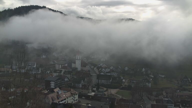 Dieses Bild zeigt eine Webcam-Aufnahme von Ottenhöfen, aufgenommen am Montag, den 02.02.2026 um 13:40 Uhr