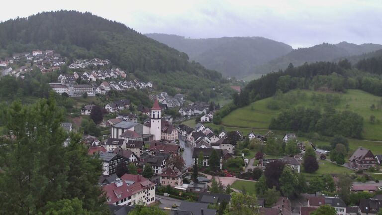 Dieses Bild zeigt eine Webcam-Aufnahme von Ottenhöfen, aufgenommen am Mittwoch, den 13.05.2026 um 20:20 Uhr