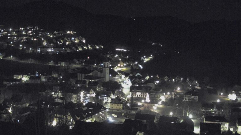 Dieses Bild zeigt eine Webcam-Aufnahme von Ottenhöfen, aufgenommen am Donnerstag, den 18.12.2025 um 23:00 Uhr