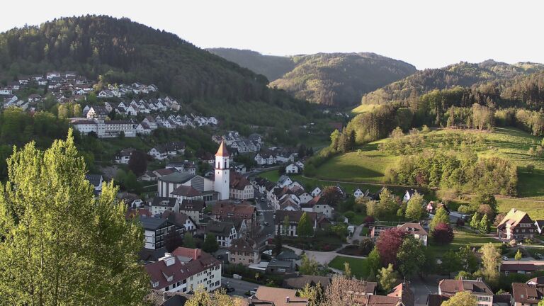 Dieses Bild zeigt eine Webcam-Aufnahme von Ottenhöfen, aufgenommen am Donnerstag, den 30.04.2026 um 07:20 Uhr