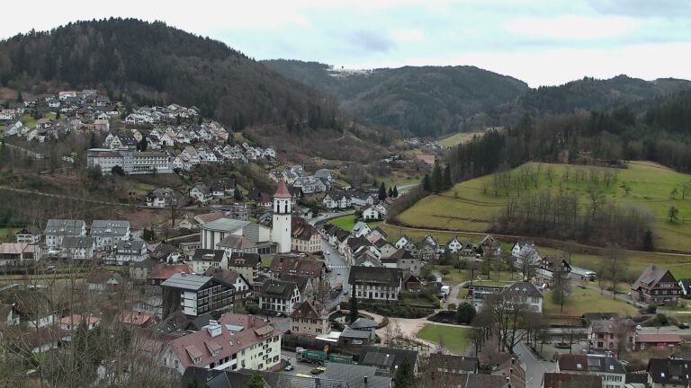 Dieses Bild zeigt eine Webcam-Aufnahme von Ottenhöfen, aufgenommen am Montag, den 16.02.2026 um 10:10 Uhr