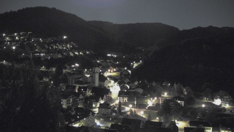 Dieses Bild zeigt eine Webcam-Aufnahme von Ottenhöfen, aufgenommen am Samstag, den 02.05.2026 um 00:00 Uhr
