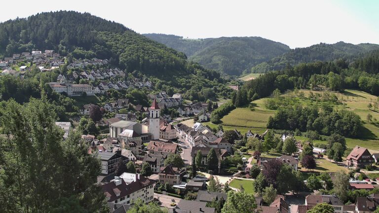 Dieses Bild zeigt eine Webcam-Aufnahme von Ottenhöfen, aufgenommen am Donnerstag, den 28.05.2026 um 10:20 Uhr