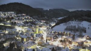 Dieses Bild zeigt eine Webcam-Aufnahme von Ottenhöfen, aufgenommen am Donnerstag, den 08.01.2026 um 07:30 Uhr