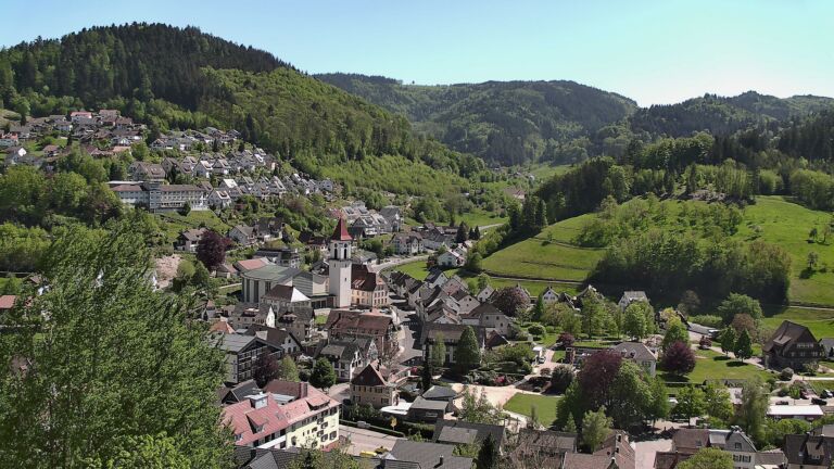 Dieses Bild zeigt eine Webcam-Aufnahme von Ottenhöfen, aufgenommen am Donnerstag, den 30.04.2026 um 14:50 Uhr