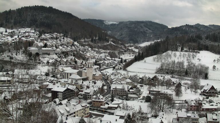 Dieses Bild zeigt eine Webcam-Aufnahme von Ottenhöfen, aufgenommen am Samstag, den 03.01.2026 um 09:30 Uhr