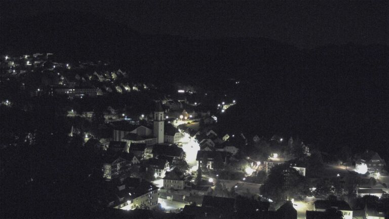Dieses Bild zeigt eine Webcam-Aufnahme von Ottenhöfen, aufgenommen am Samstag, den 15.08.2026 um 04:00 Uhr
