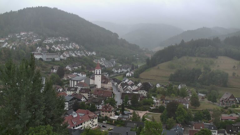 Dieses Bild zeigt eine Webcam-Aufnahme von Ottenhöfen, aufgenommen am Sonntag, den 30.08.2026 um 09:50 Uhr