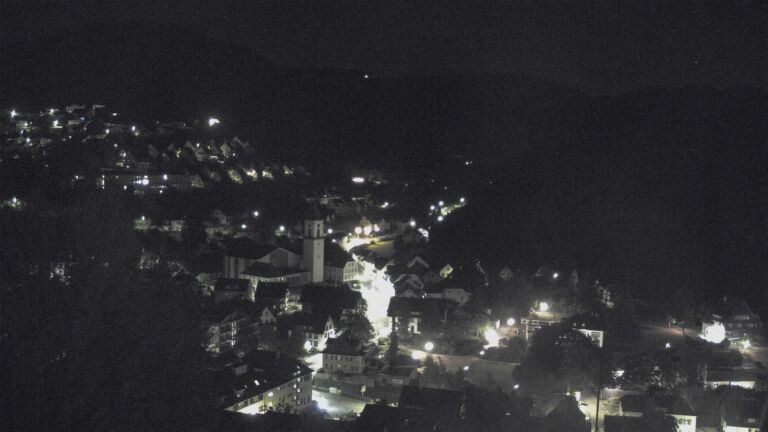 Dieses Bild zeigt eine Webcam-Aufnahme von Ottenhöfen, aufgenommen am Samstag, den 18.07.2026 um 00:30 Uhr