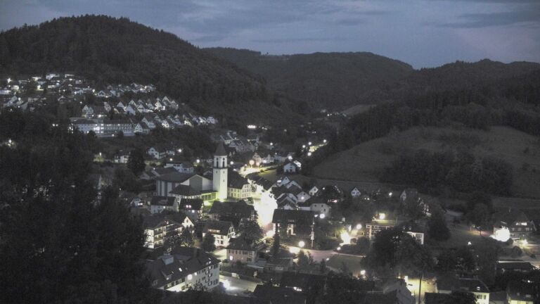 Dieses Bild zeigt eine Webcam-Aufnahme von Ottenhöfen, aufgenommen am Montag, den 29.06.2026 um 22:30 Uhr