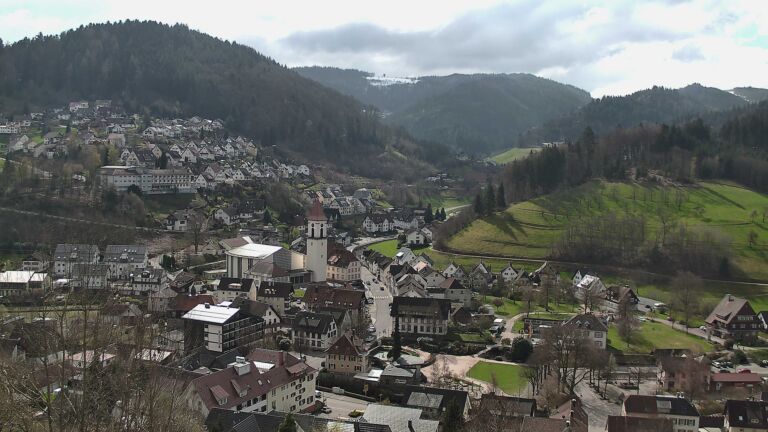 Dieses Bild zeigt eine Webcam-Aufnahme von Ottenhöfen, aufgenommen am Freitag, den 27.03.2026 um 10:50 Uhr