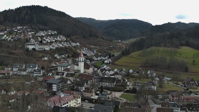 Dieses Bild zeigt eine Webcam-Aufnahme von Ottenhöfen, aufgenommen am Sonntag, den 15.02.2026 um 15:50 Uhr