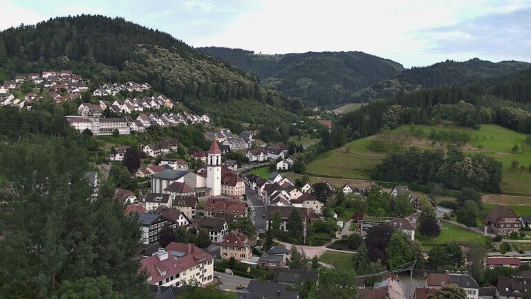 Dieses Bild zeigt eine Webcam-Aufnahme von Ottenhöfen, aufgenommen am Dienstag, den 23.06.2026 um 20:40 Uhr