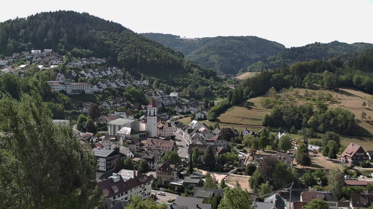 Dieses Bild zeigt eine Webcam-Aufnahme von Ottenhöfen, aufgenommen am Montag, den 10.08.2026 um 10:40 Uhr