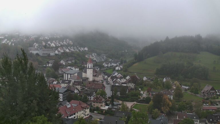 Dieses Bild zeigt eine Webcam-Aufnahme von Ottenhöfen, aufgenommen am Samstag, den 17.10.2026 um 10:10 Uhr