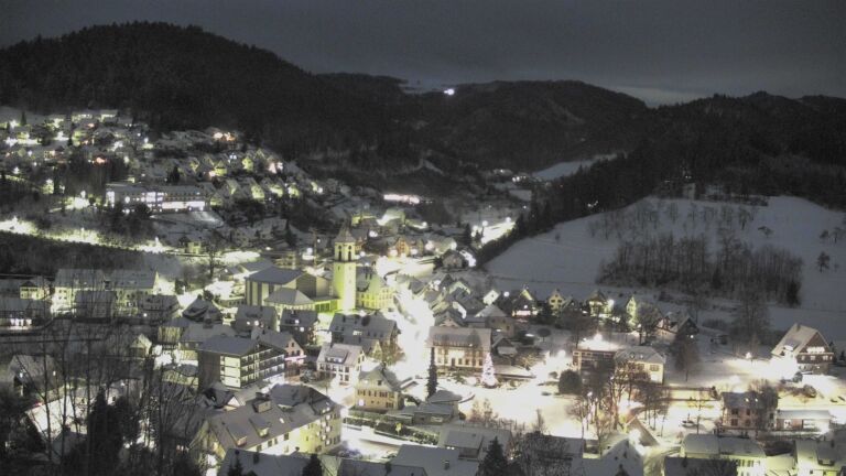 Dieses Bild zeigt eine Webcam-Aufnahme von Ottenhöfen, aufgenommen am Donnerstag, den 08.01.2026 um 07:20 Uhr