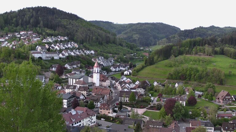Dieses Bild zeigt eine Webcam-Aufnahme von Ottenhöfen, aufgenommen am Mittwoch, den 29.04.2026 um 06:30 Uhr