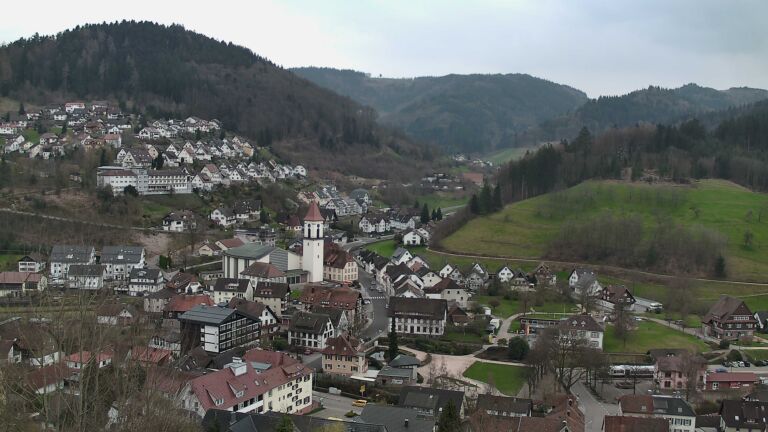 Dieses Bild zeigt eine Webcam-Aufnahme von Ottenhöfen, aufgenommen am Samstag, den 21.03.2026 um 17:20 Uhr