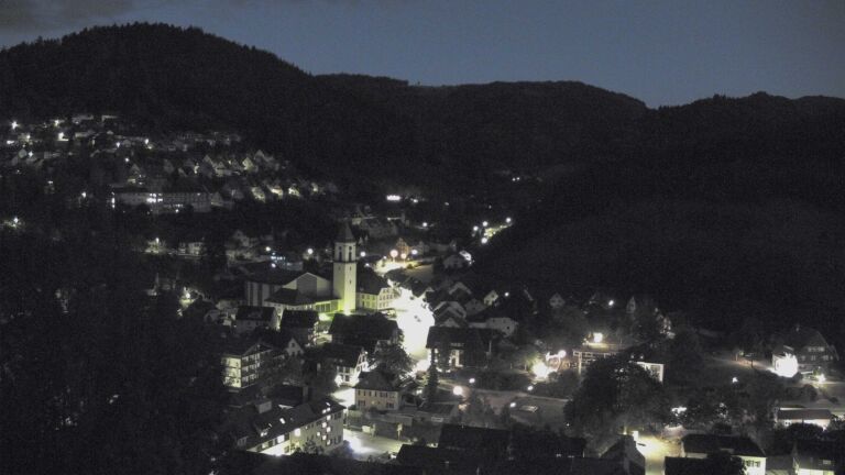Dieses Bild zeigt eine Webcam-Aufnahme von Ottenhöfen, aufgenommen am Sonntag, den 30.08.2026 um 05:40 Uhr
