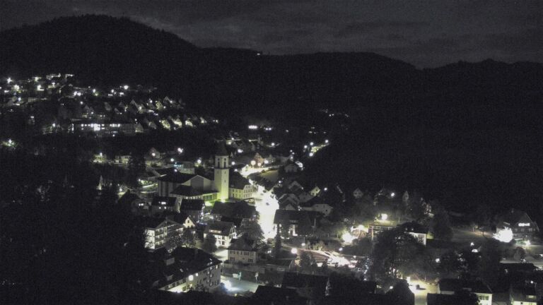 Dieses Bild zeigt eine Webcam-Aufnahme von Ottenhöfen, aufgenommen am Samstag, den 29.08.2026 um 21:30 Uhr