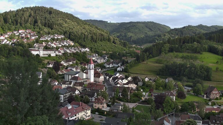 Dieses Bild zeigt eine Webcam-Aufnahme von Ottenhöfen, aufgenommen am Dienstag, den 16.06.2026 um 20:00 Uhr