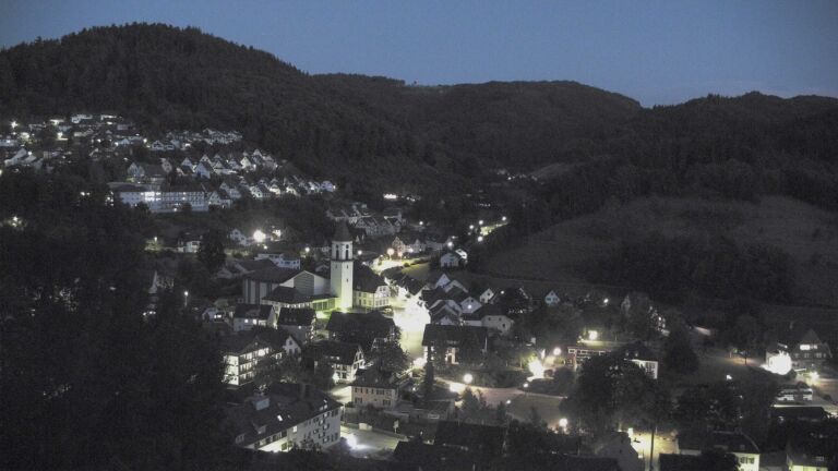 Dieses Bild zeigt eine Webcam-Aufnahme von Ottenhöfen, aufgenommen am Dienstag, den 07.07.2026 um 22:30 Uhr