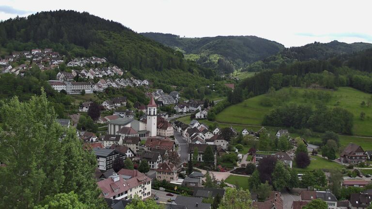 Dieses Bild zeigt eine Webcam-Aufnahme von Ottenhöfen, aufgenommen am Dienstag, den 12.05.2026 um 14:40 Uhr