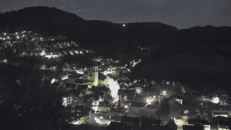 Dieses Bild zeigt eine Webcam-Aufnahme von Ottenhöfen, aufgenommen am Dienstag, den 13.10.2026 um 06:50 Uhr