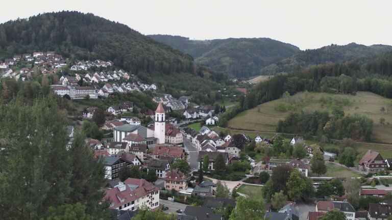 Dieses Bild zeigt eine Webcam-Aufnahme von Ottenhöfen, aufgenommen am Dienstag, den 08.09.2026 um 06:40 Uhr